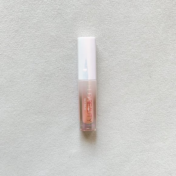 HUDA BEAUTY Other - Huda Beauty Silk Lip Balm